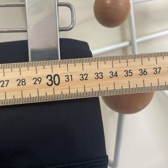 Lululemon - Pace Rival Crop Yoga Leggings - Black - Size 4 - Picture 11 of 12